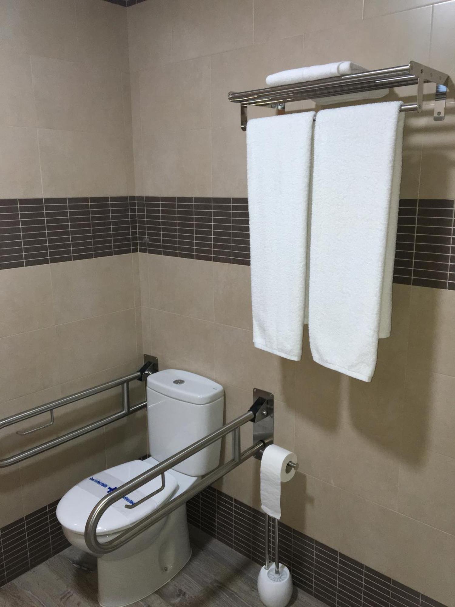 Hostal Los Encinares Villanueva de Córdoba Zewnętrze zdjęcie